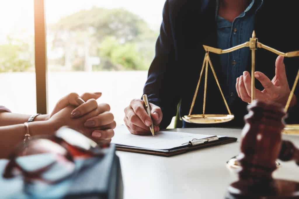 Court Applications vs. Mediation: A Less Stressful Path with EH Mediation Lewisham